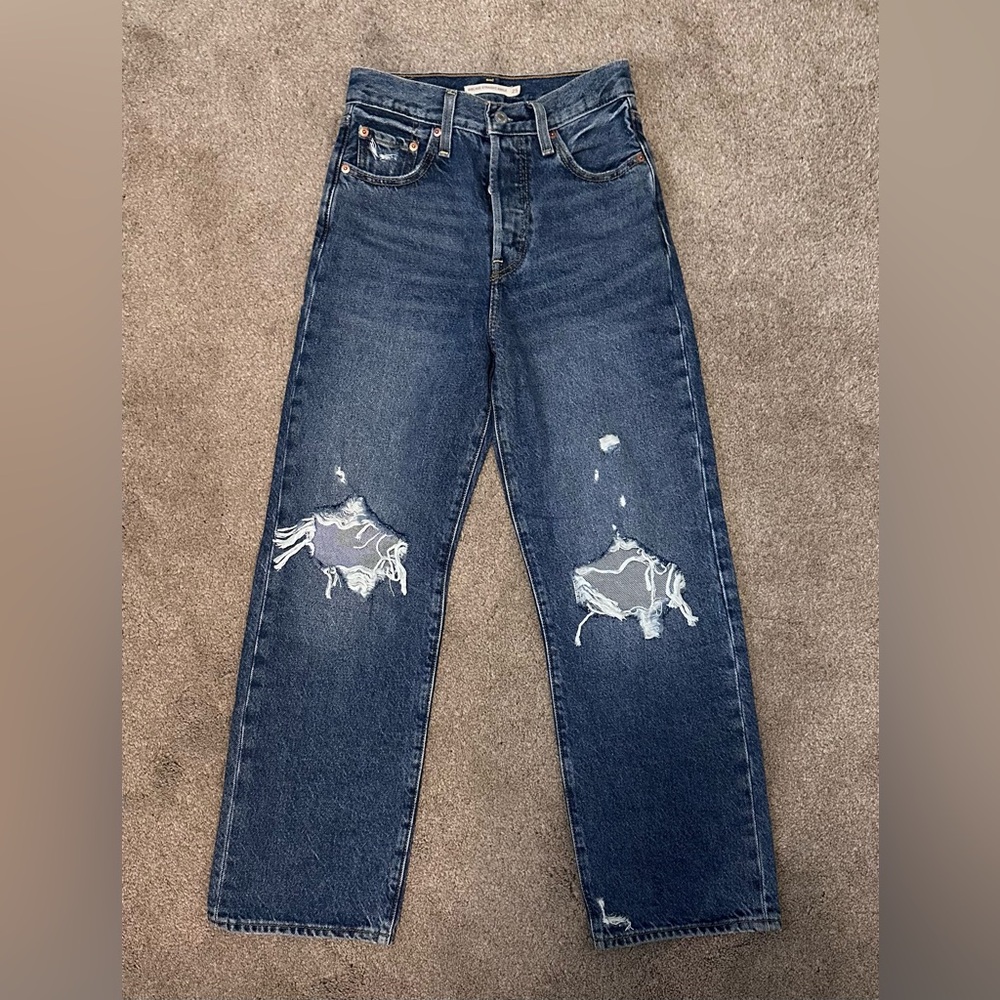 NWOT Levi’s Ribcage Straight Ankle 25x27